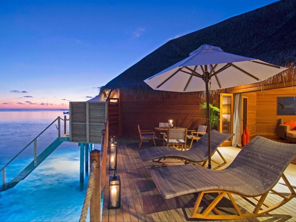 V Villas Maldives at Mirihi фото 37