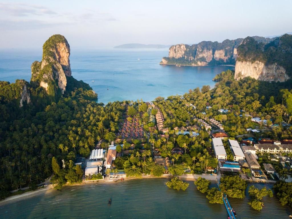 Railay Bay Resort & Spa фото 100