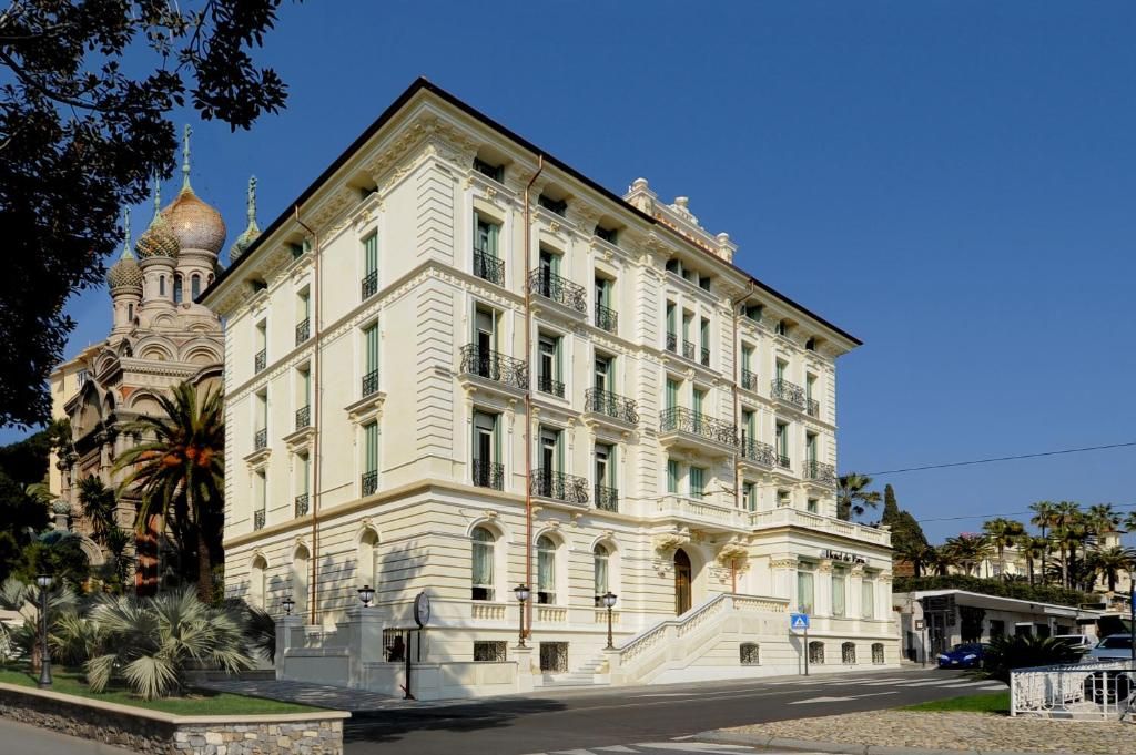 Hotel De Paris Sanremo фото 2