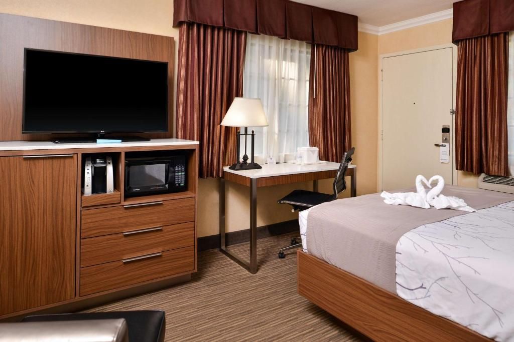 Best Western Hollywood Plaza Inn - Hollywood Walk of Fame Hotel - LA фото 36