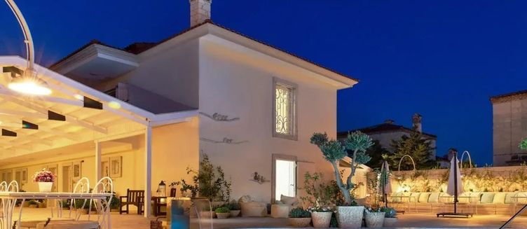 Фото отеля The Local House Alacati