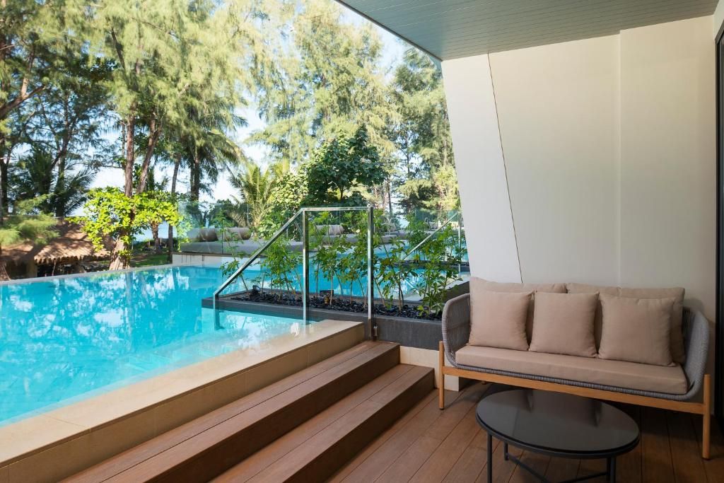 Radisson Blu Resort, Phuket Mai Khao Beach фото 7
