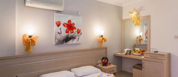 Фото отеля Nergos Garden Hotel