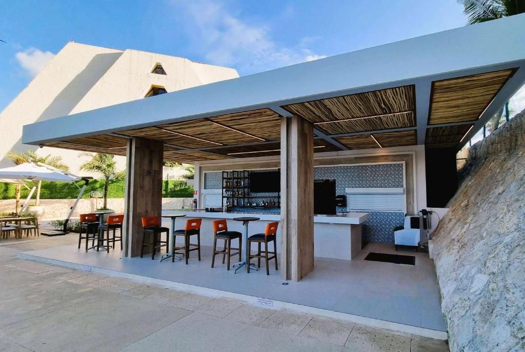Omni Cancun Hotel & Villas фото 12