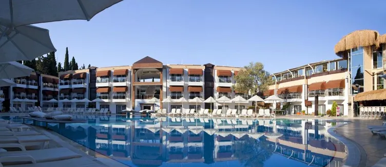 Фото отеля Risa Hotel All Inclusive