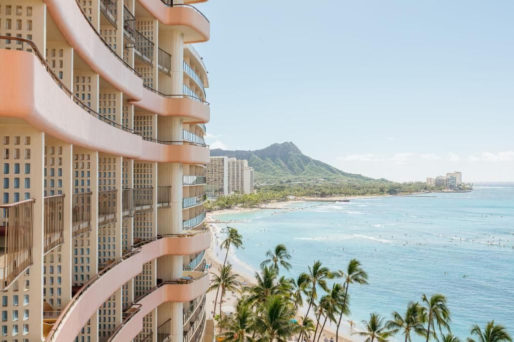 The Royal Hawaiian, A Luxury Collection Resort фото 50