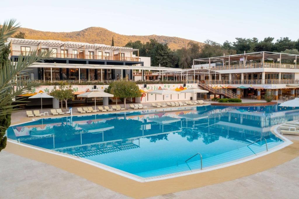 DoubleTree by Hilton Bodrum Isil Club Resort фото 99