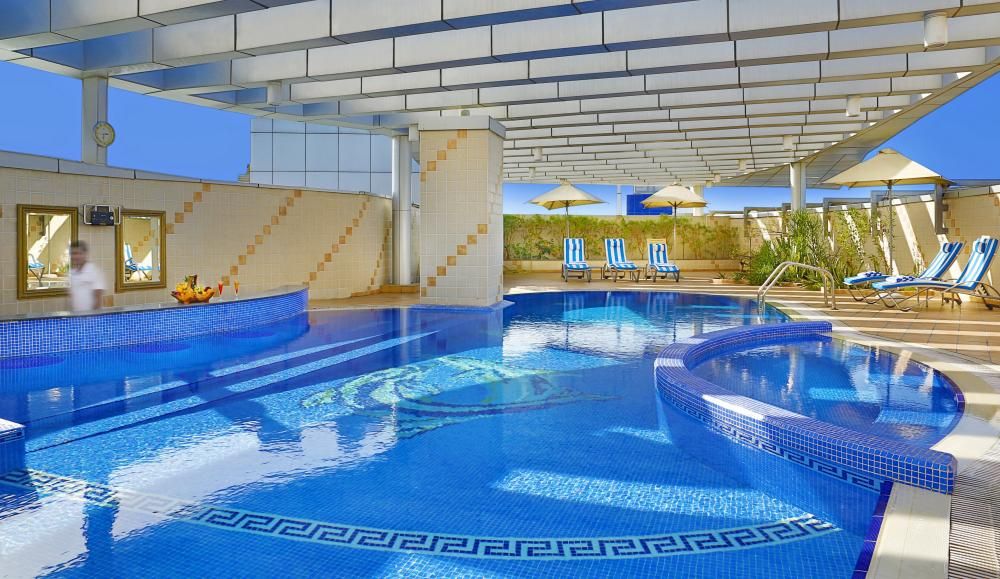 City Seasons Hotel Dubai фото 24