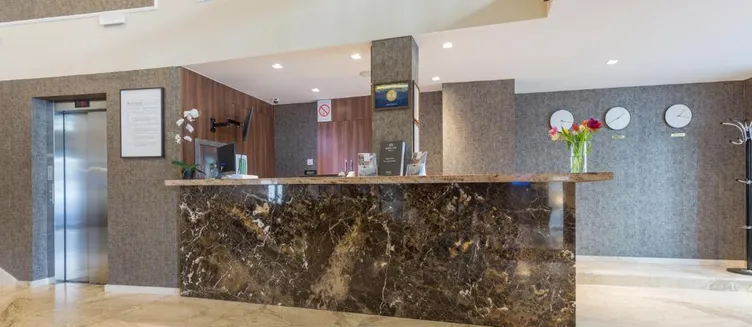 Фото отеля Hotel Royal Inn