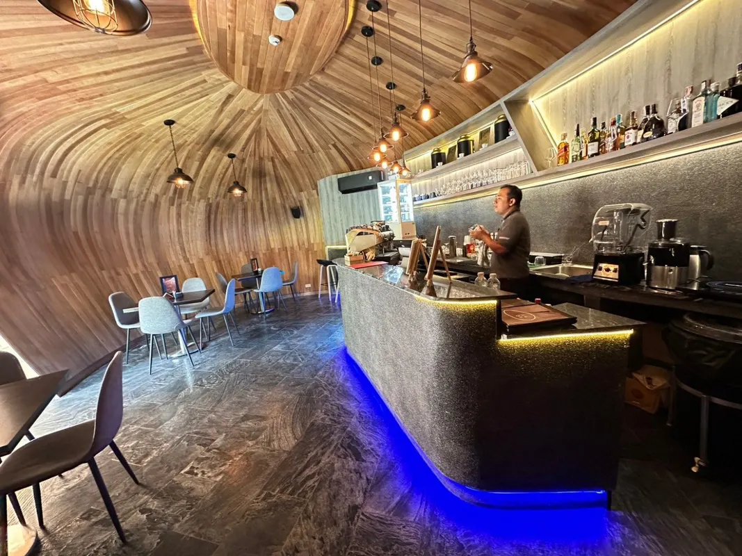 Wyndham Grand Nai Harn Beach Phuket фото 14