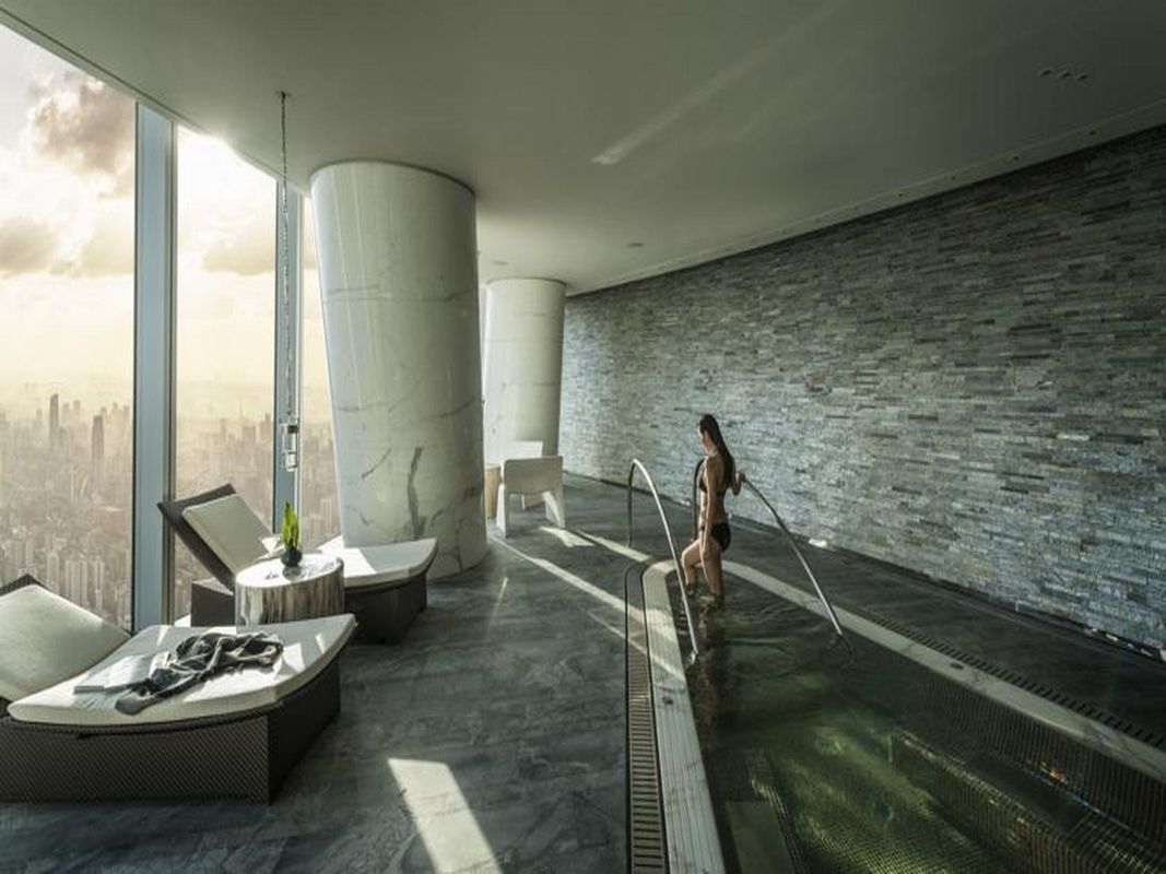 Four Seasons Hotel фото 3
