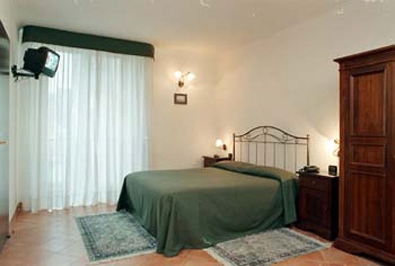 Hotel Neapolis фото 2