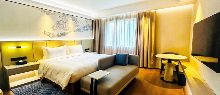 Фото отеля GuangDongHotel Shanghai