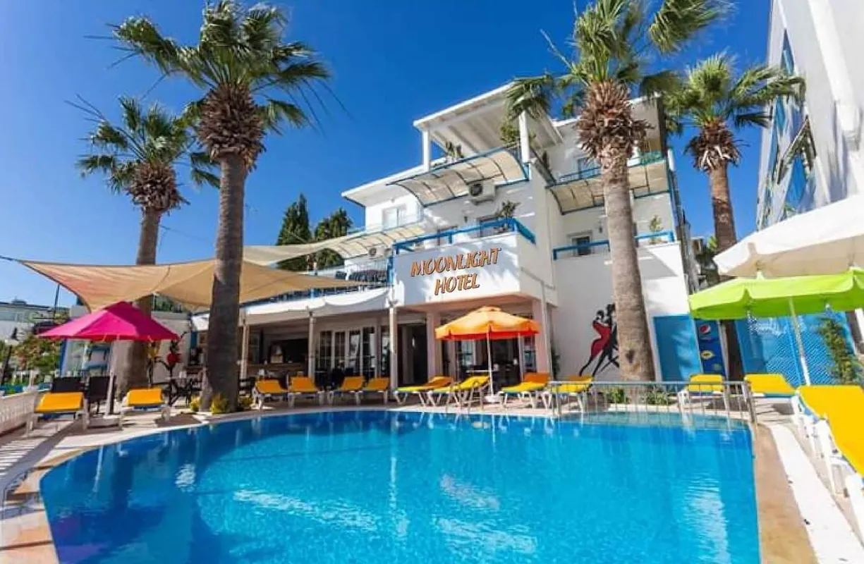 Maxsea Beach Hotel фото 0