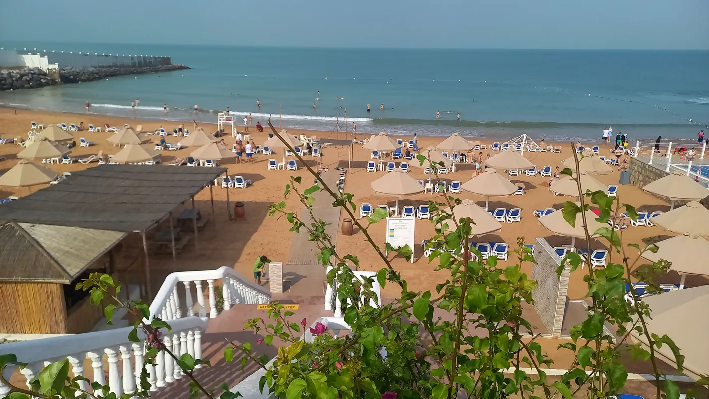 BM Beach Hotel фото 33