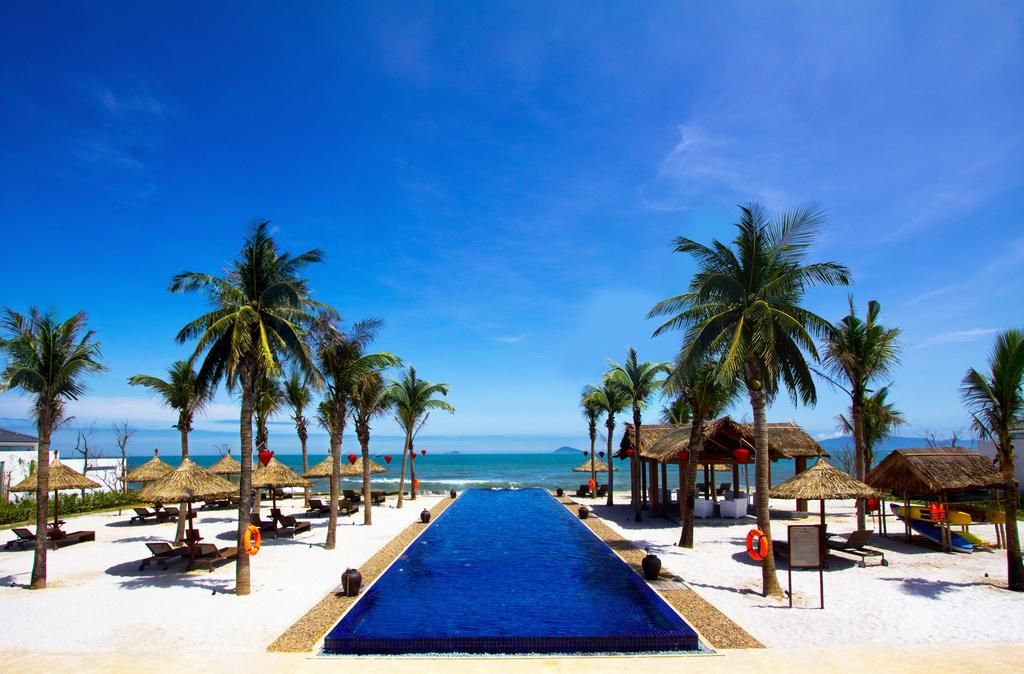 Sunrise Premium Resort Hoi An фото 0