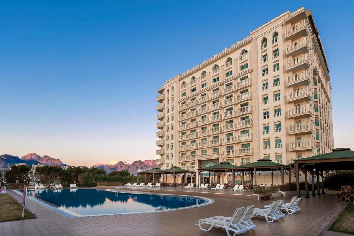 Crowne Plaza Antalya фото 2