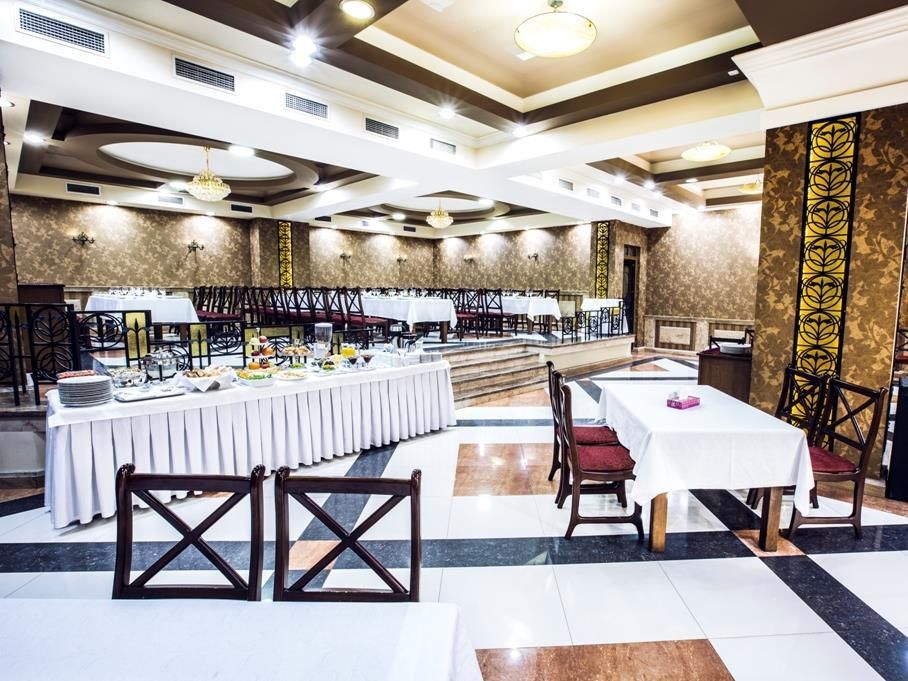 Deluxe Hotel Yerevan фото 15