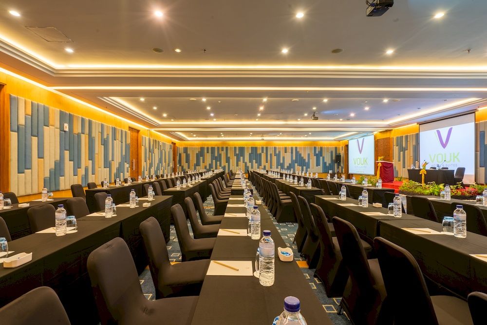 Vouk Hotel & Suites фото 74