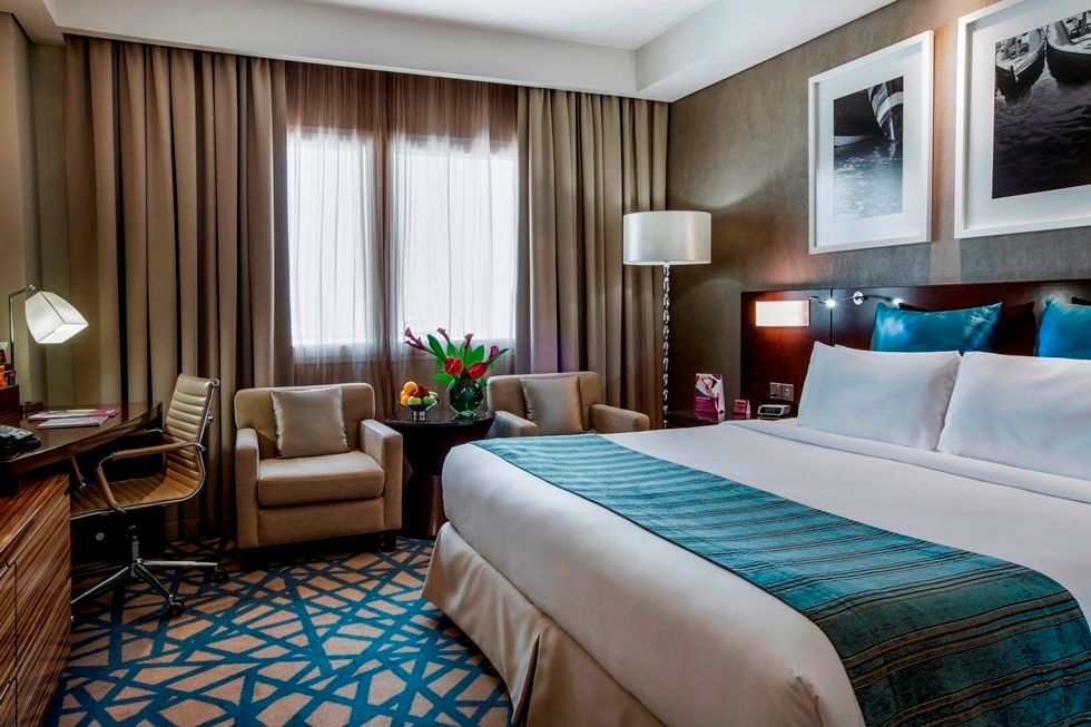 Crowne Plaza Dubai Deira фото 100