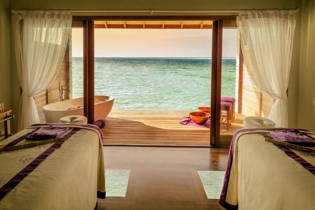 Hurawalhi Island Resort (Adults Only 15+) фото 19