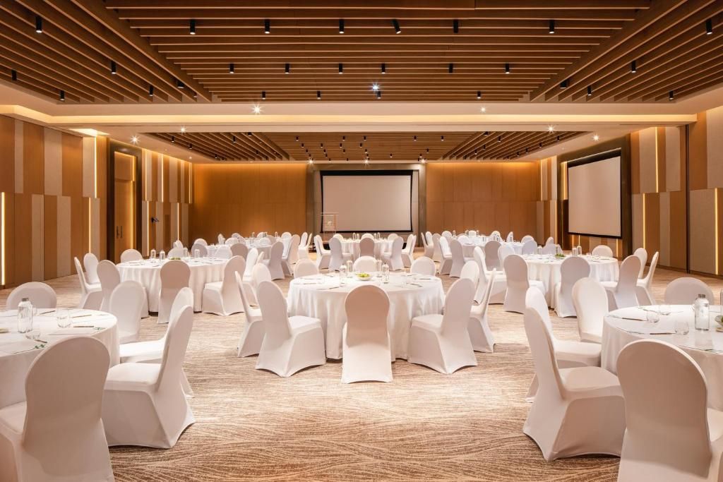 Holiday Inn & Suites Dubai Science Park фото 44