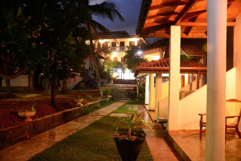 Shanthi Beach Resort фото 28