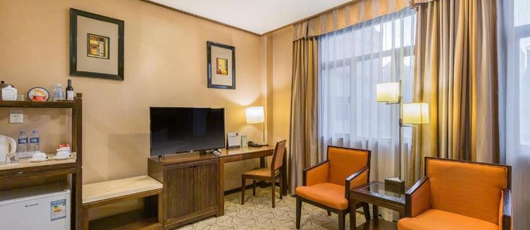 Фото отеля Jianguo Hotspring Hotel Beijing