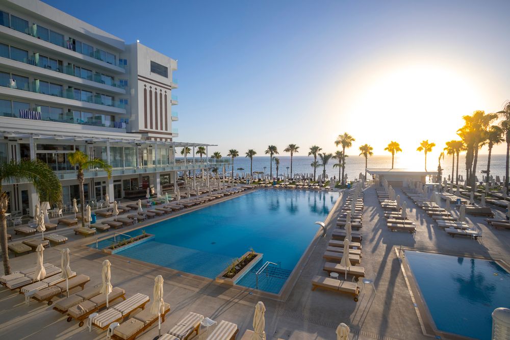 Constantinos The Great Beach Hotel фото 25