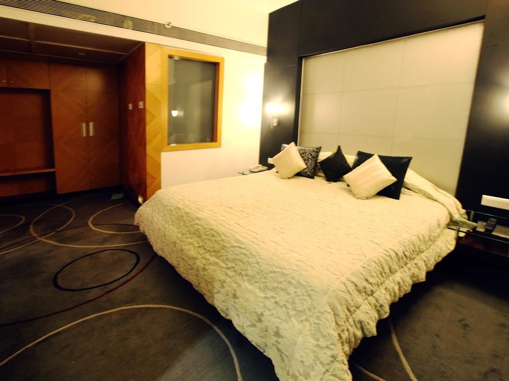 Peninsula Grand фото 15