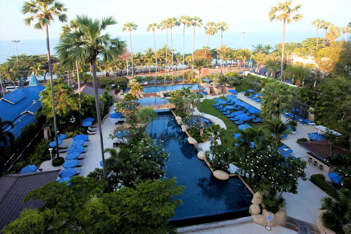 Jomtien Palm Beach Hotel & Resort фото 6