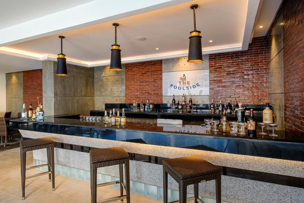 Savoy Hotel Mactan Newtown фото 6
