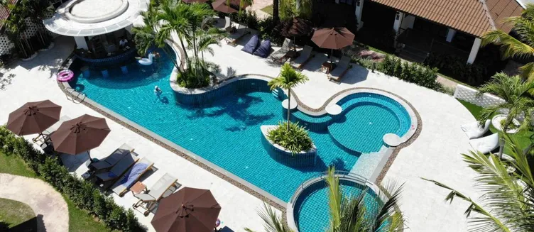Фото отеля Blu Pine Villa & Pool Access