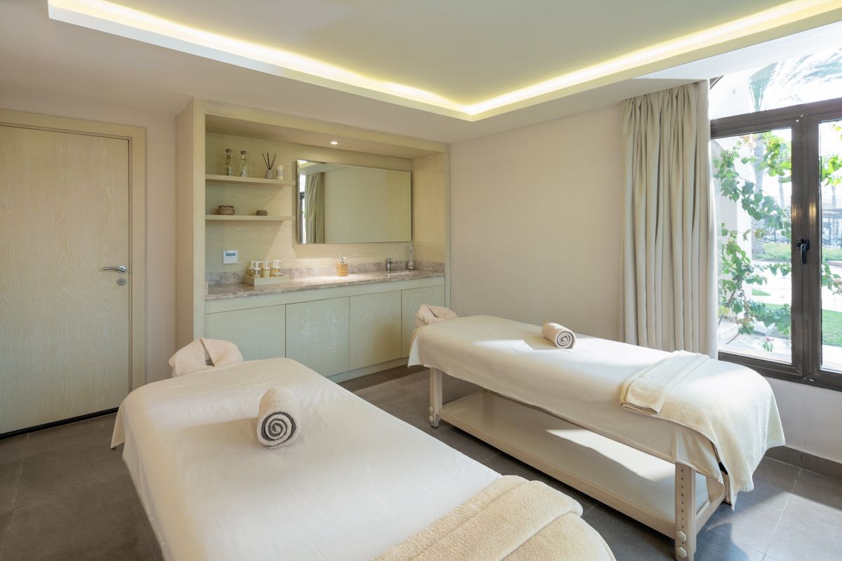 JAZ Almaza Beach Resort фото 14