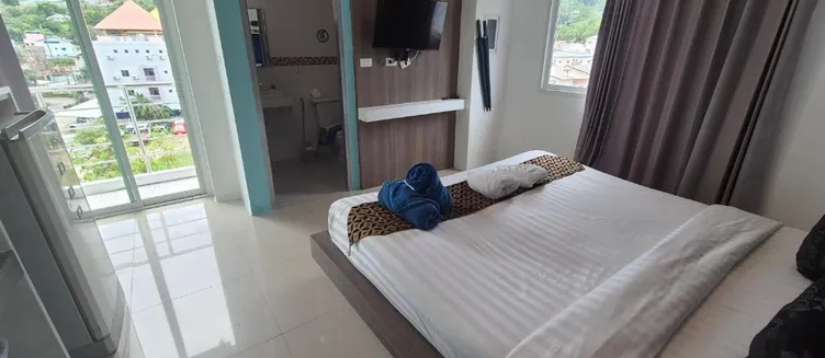 Фото отеля Hotel The Journey Patong New