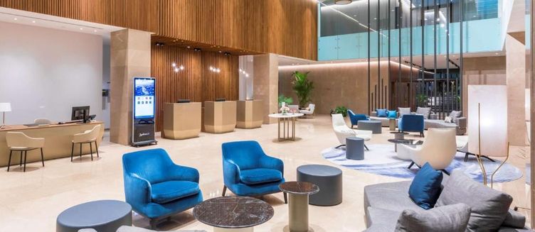 Фото отеля Radisson Blu Hotel, Larnaca