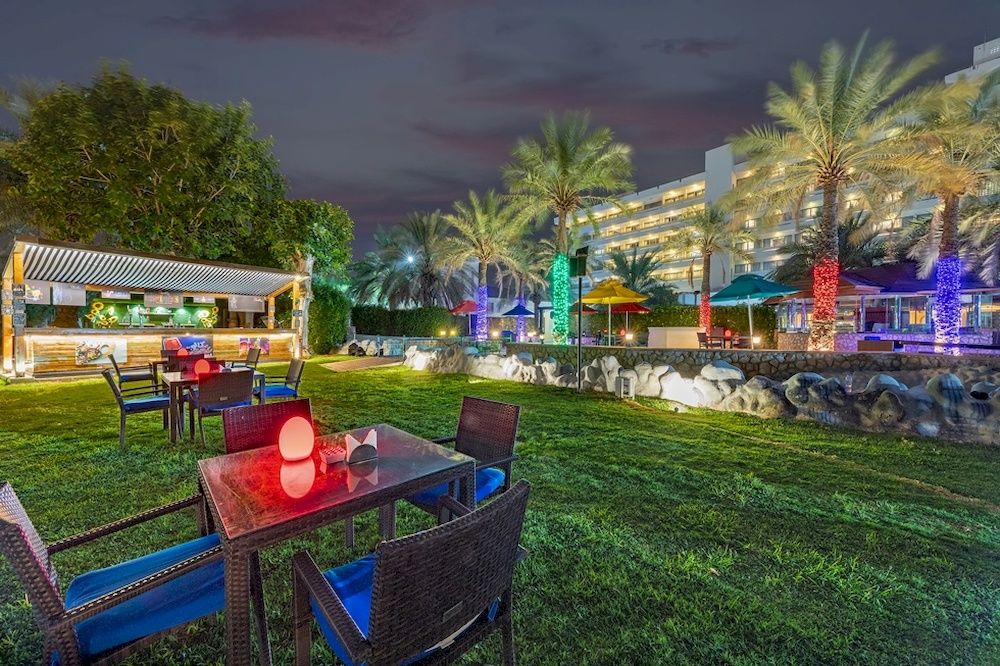 Radisson Blu Hotel & Resort, Al Ain фото 46
