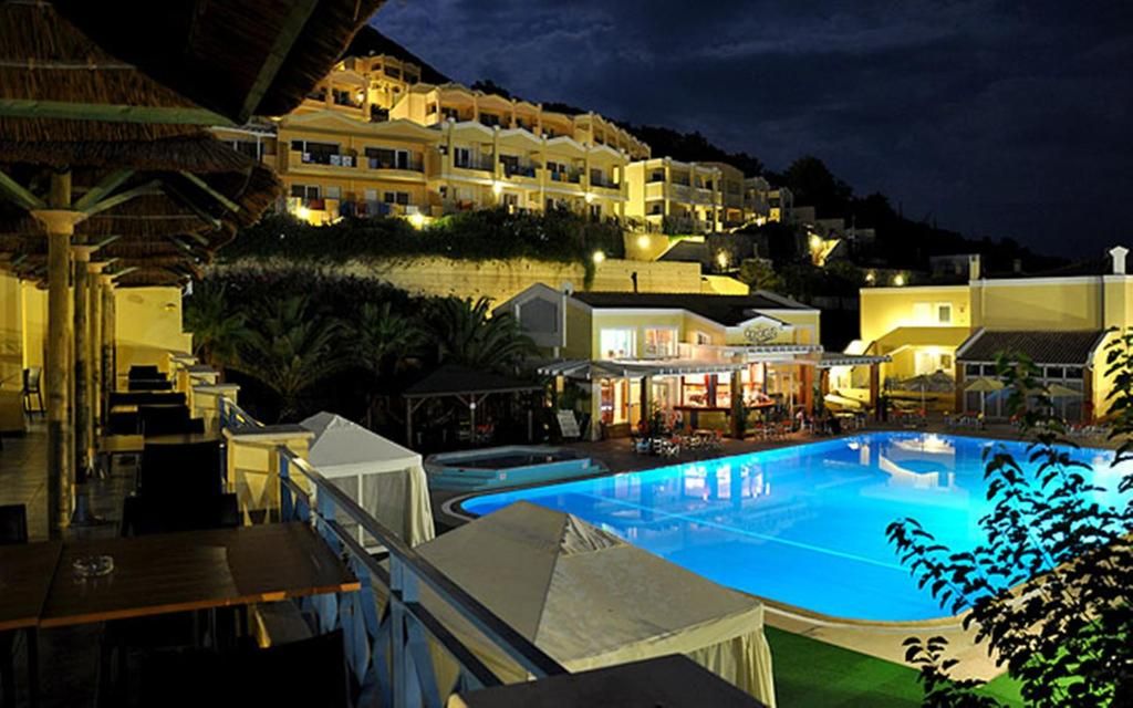 Ithea Suites Hotel фото 7