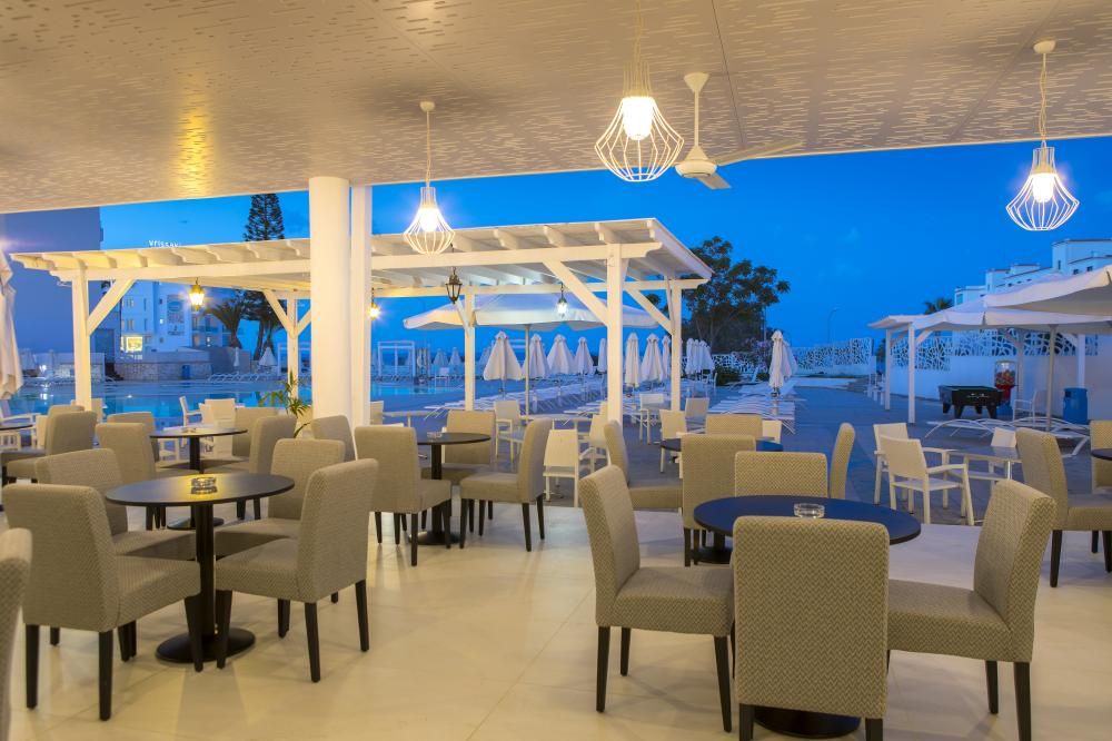 Odessa Beach Hotel фото 47