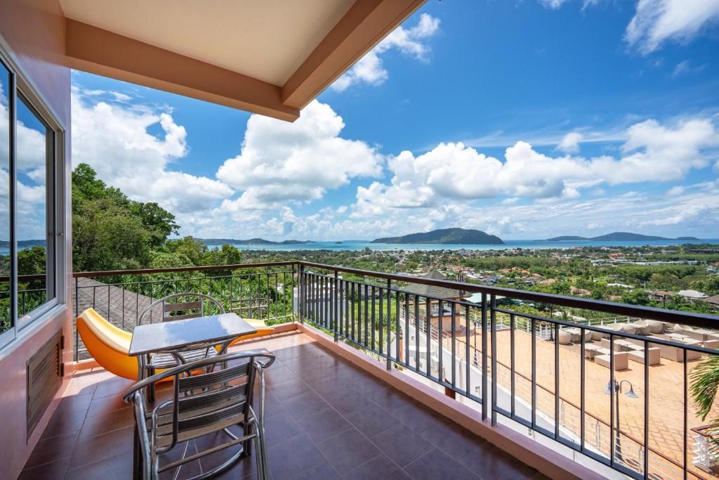 The View Rawada Phuket фото 58