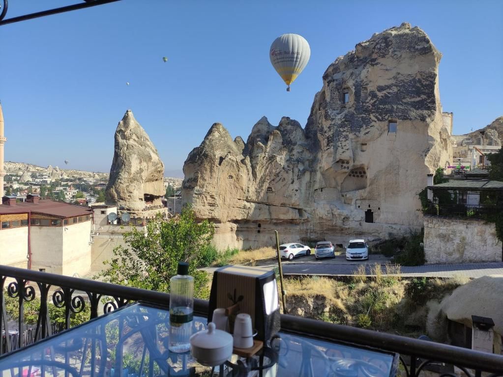 Elegance Cave Suites фото 32