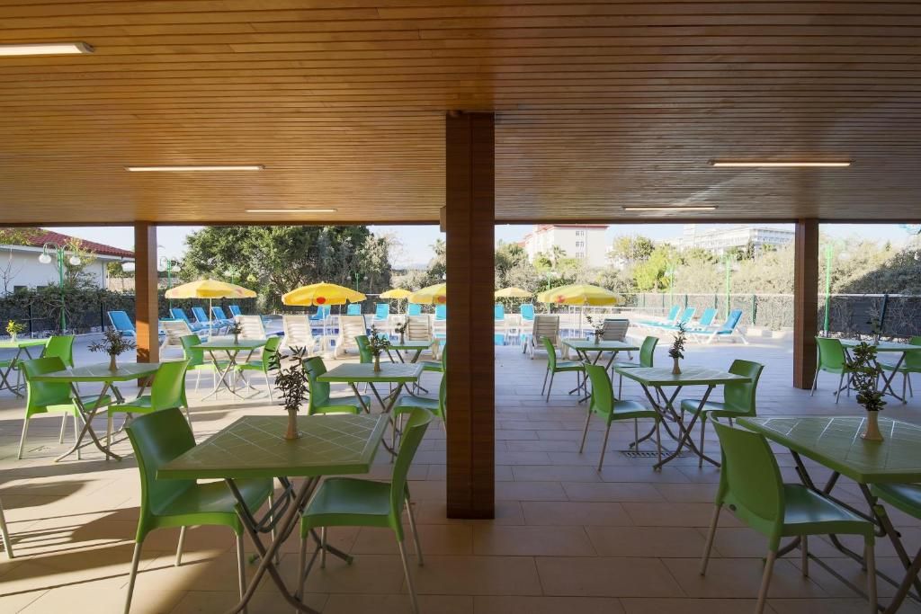 Oji Beach Hotel фото 28