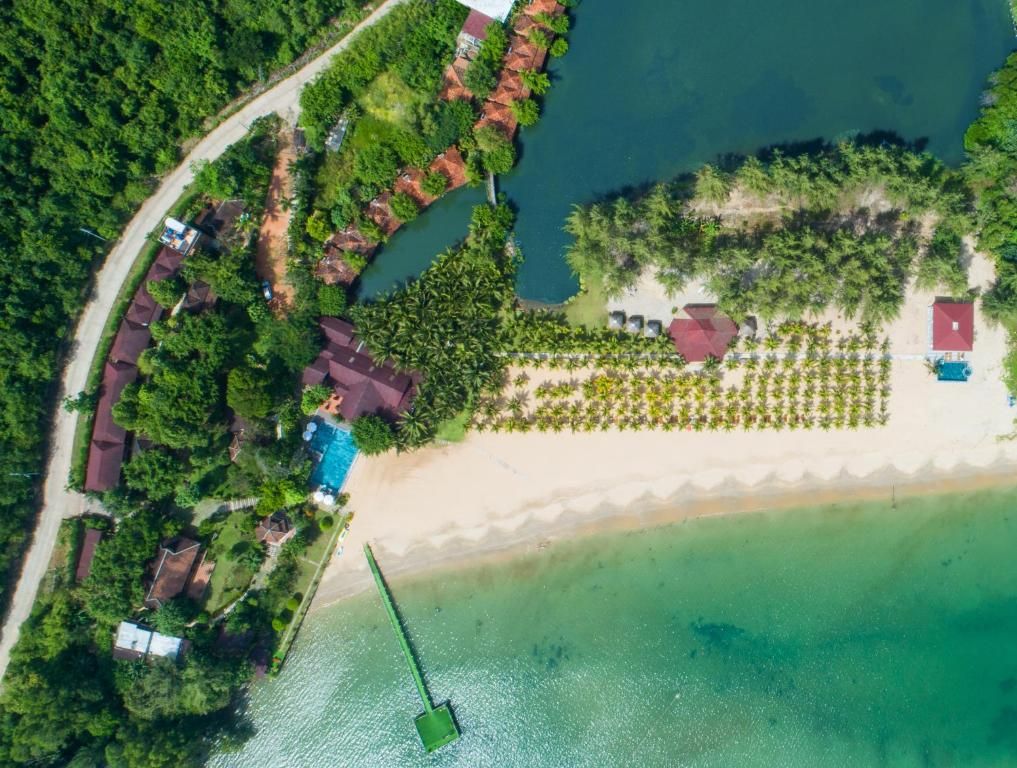 Chez Carole Beach Resort фото 42