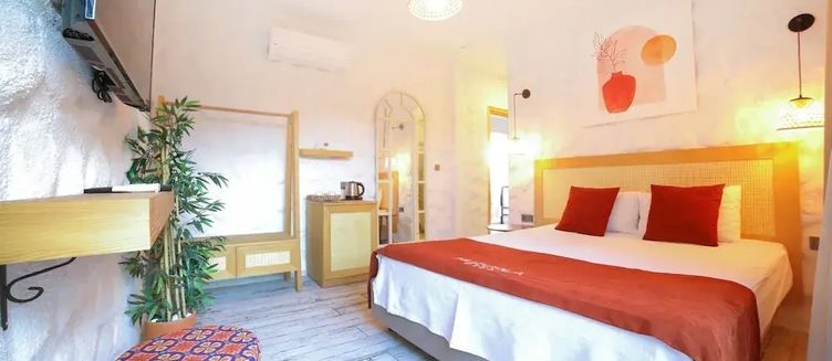 Фото отеля Huzurla Otel