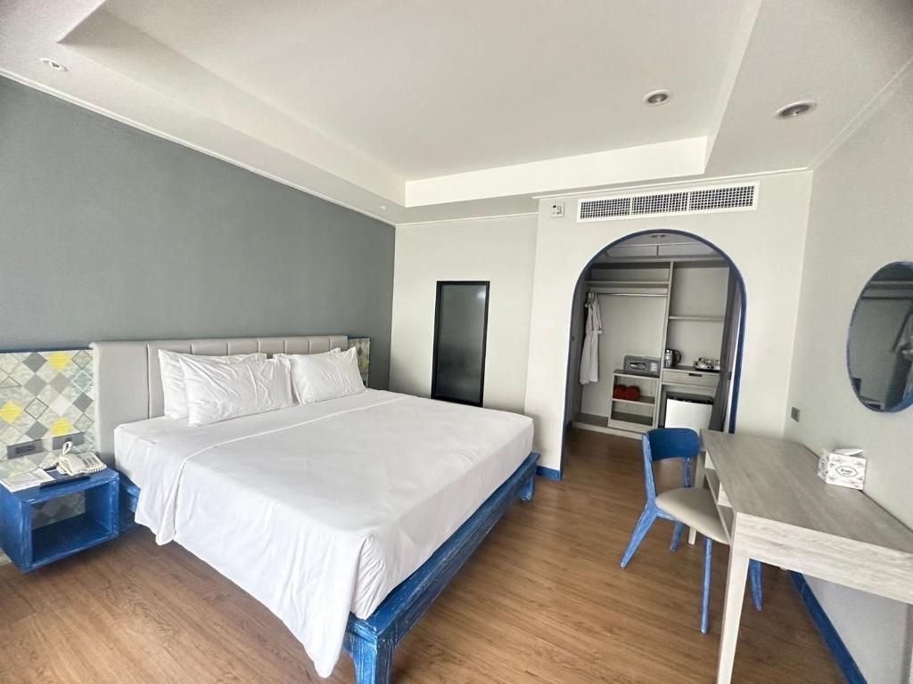 Phuket Island View Hotel фото 67