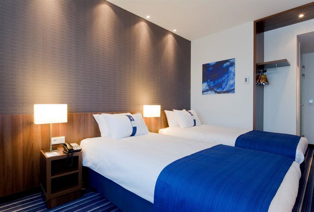 Holiday Inn Express Rotterdam - Central Station фото 32