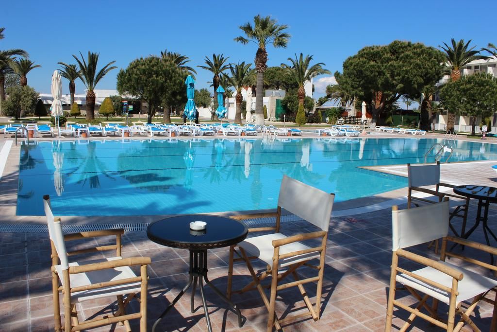 A 11 Hotel Cesme фото 11