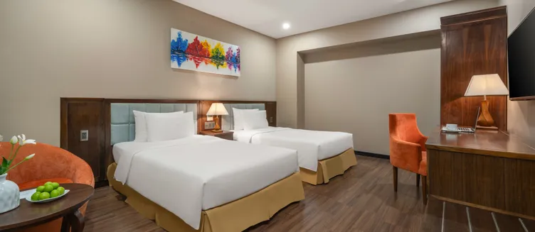 Фото отеля Yarra Ocean Suites Danang