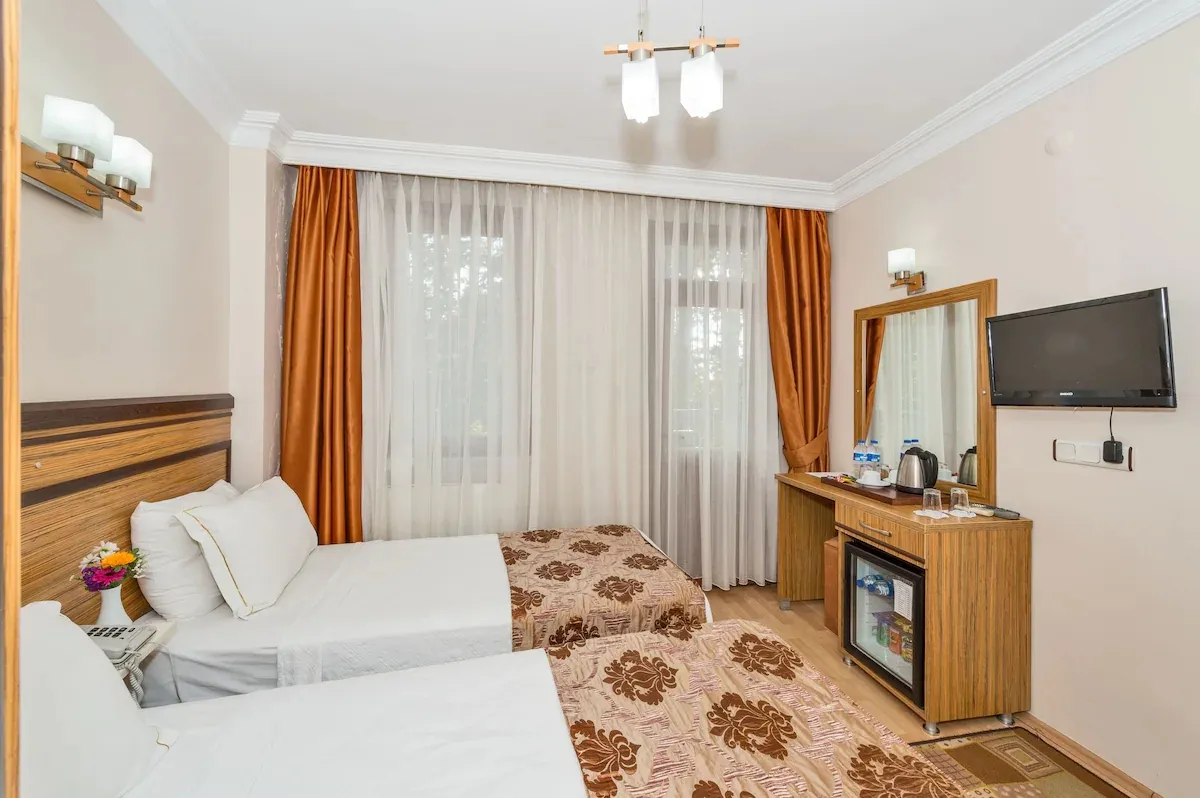 May Hotel Istanbul фото 2