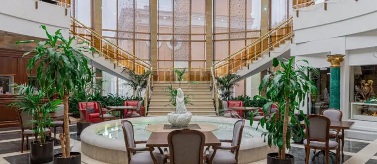Фото отеля Radisson Slavyanskaya Hotel & Business Center